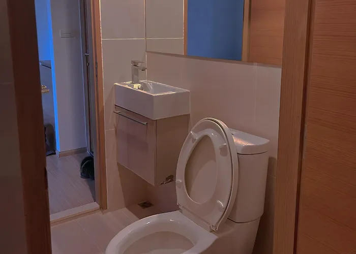辉煌象神庙全配套设施高端公寓 安静不临街 近地铁夜市 Bangkok